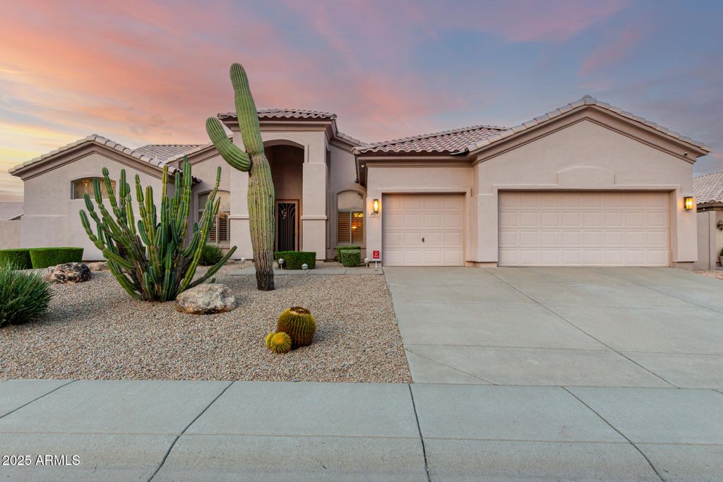 Photo of 4907 E Roy Rogers Road, Cave Creek, AZ 85331 (MLS # 6921595)