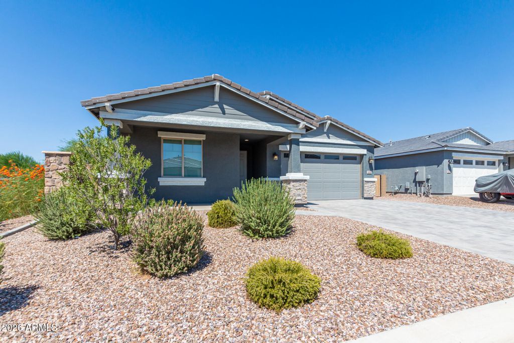 Photo of 638 W Lowell Drive, San Tan Valley, AZ 85140 (MLS # 6981671)