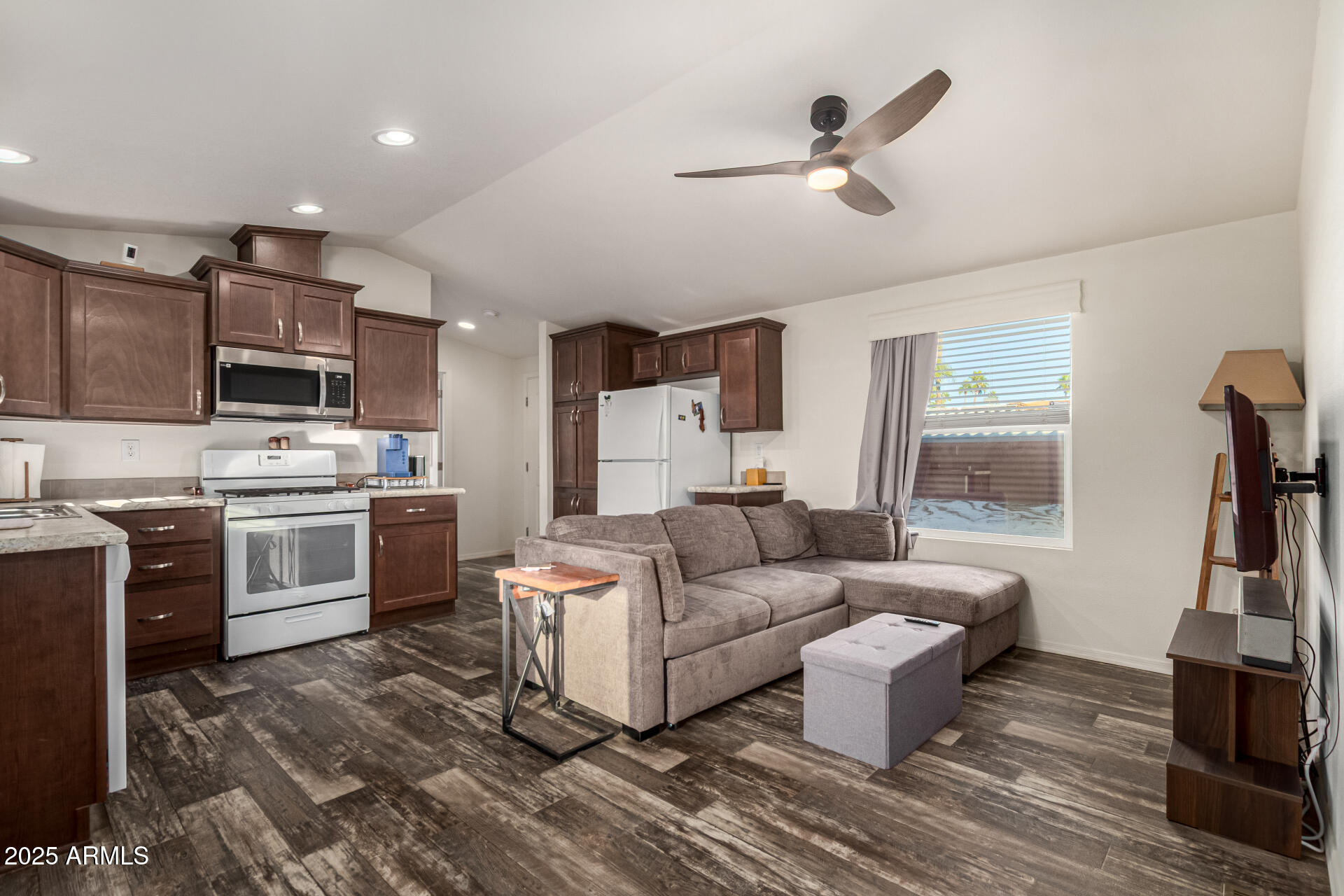 16225 N CAVE CREEK Road 85