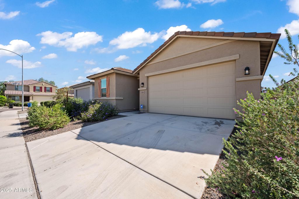 Photo of 10519 W Atlantis Way, Tolleson, AZ 85353 (MLS # 6935370)