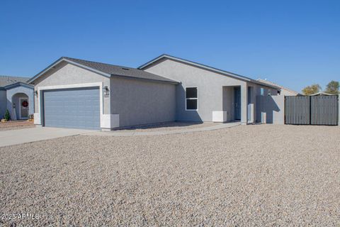 A home in Arizona City