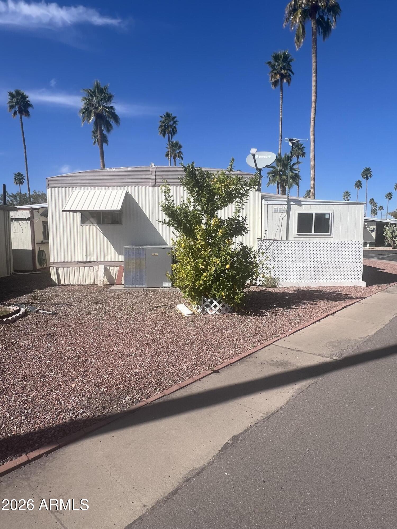 4065 E UNIVERSITY Drive 263