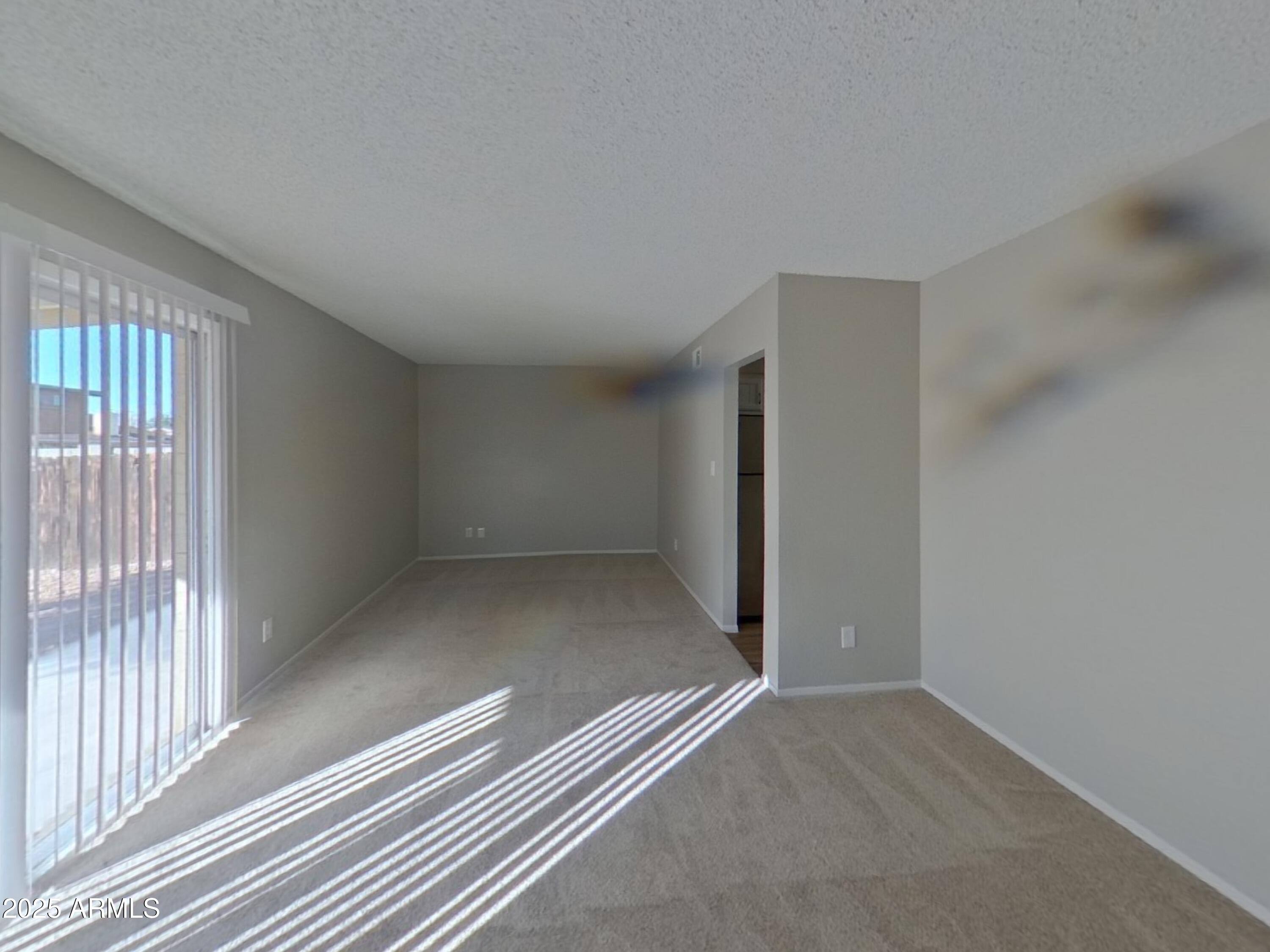 1013 W ANDERSON Drive