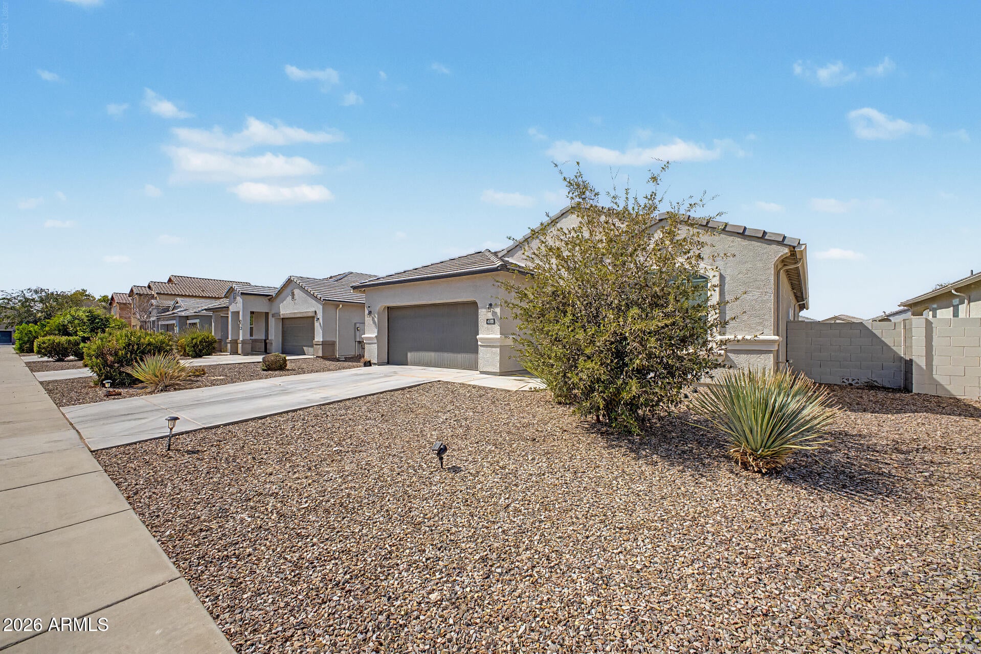 4708 W DILL Avenue