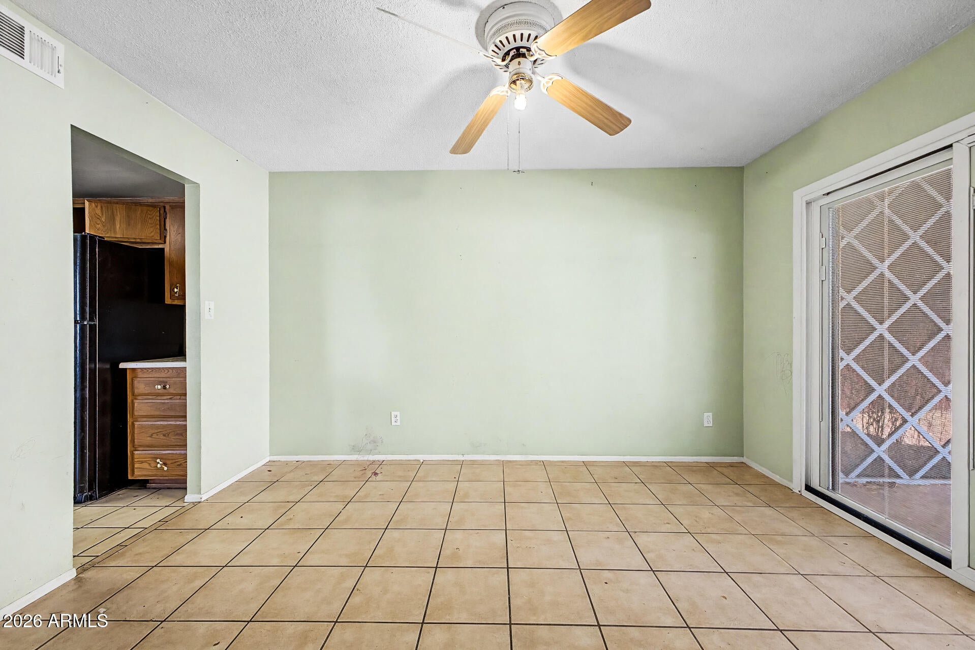 4320 W Rose Lane