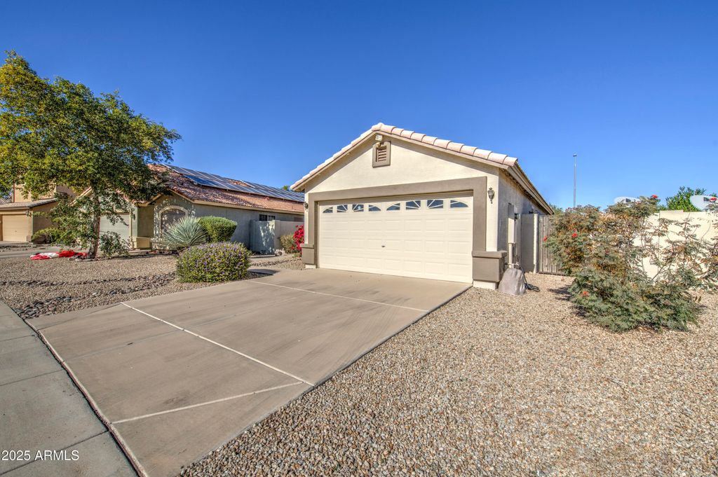 Photo of 1546 E 12th Street, Casa Grande, AZ 85122 (MLS # 6958762)