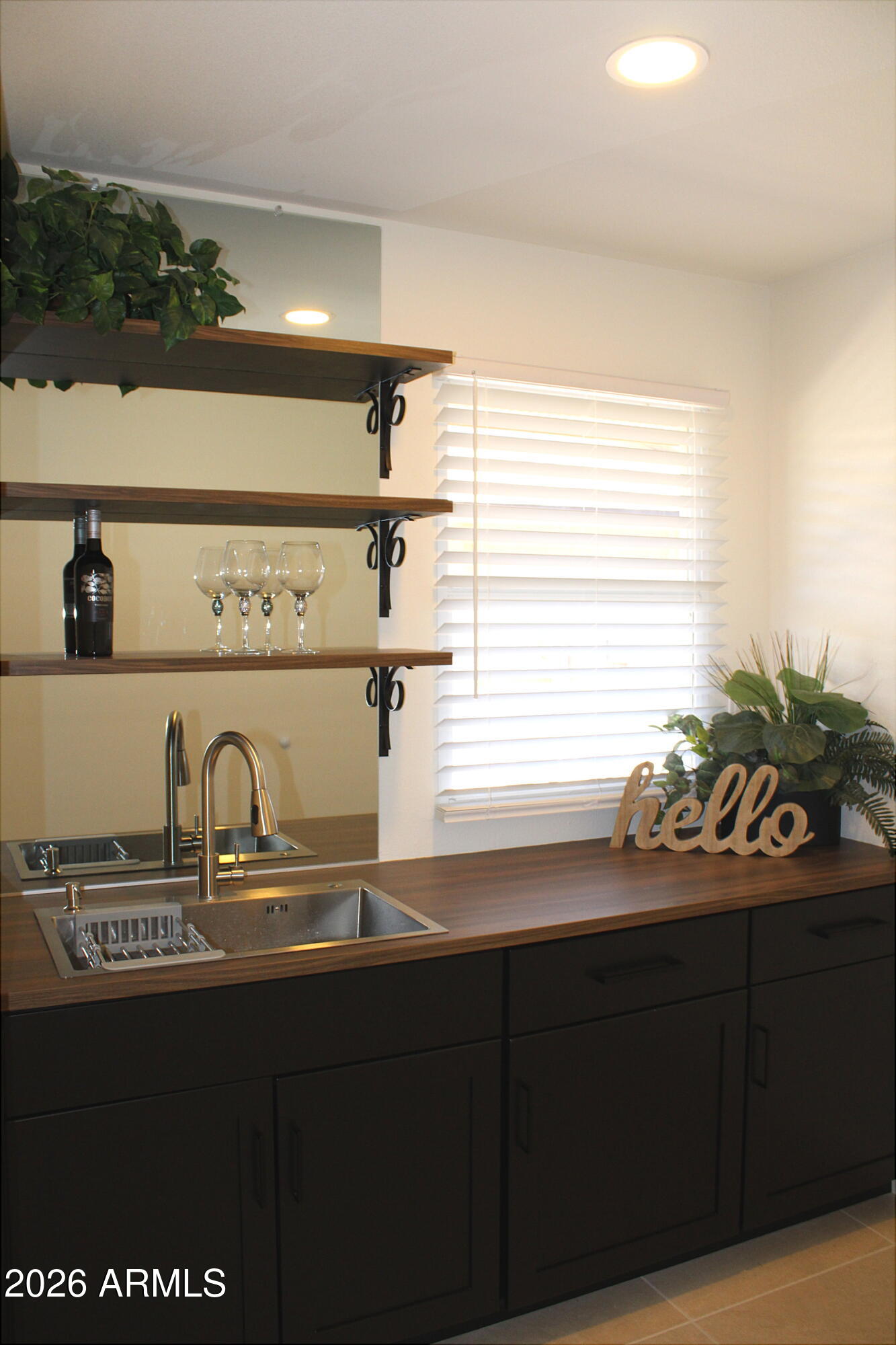 12542 W PARKWOOD Drive