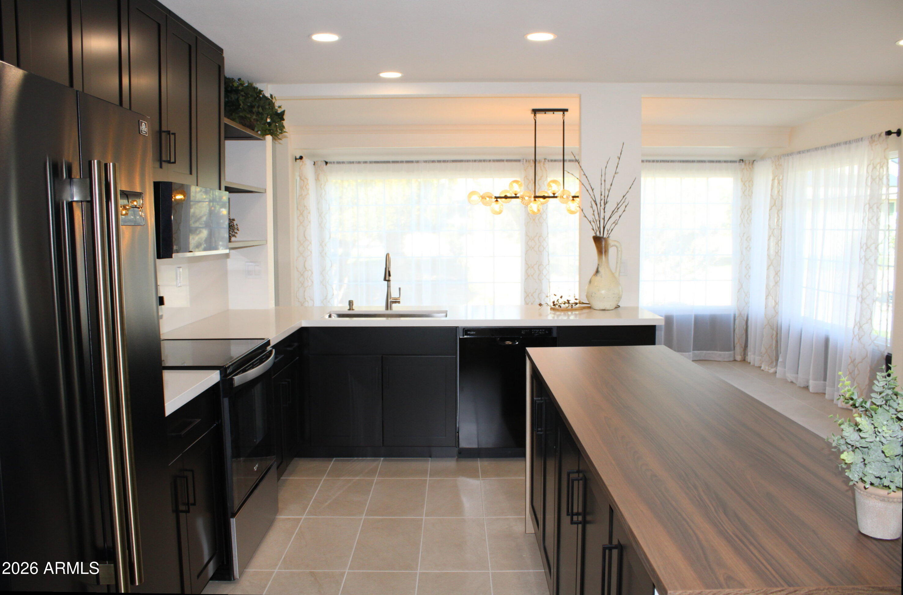 12542 W PARKWOOD Drive