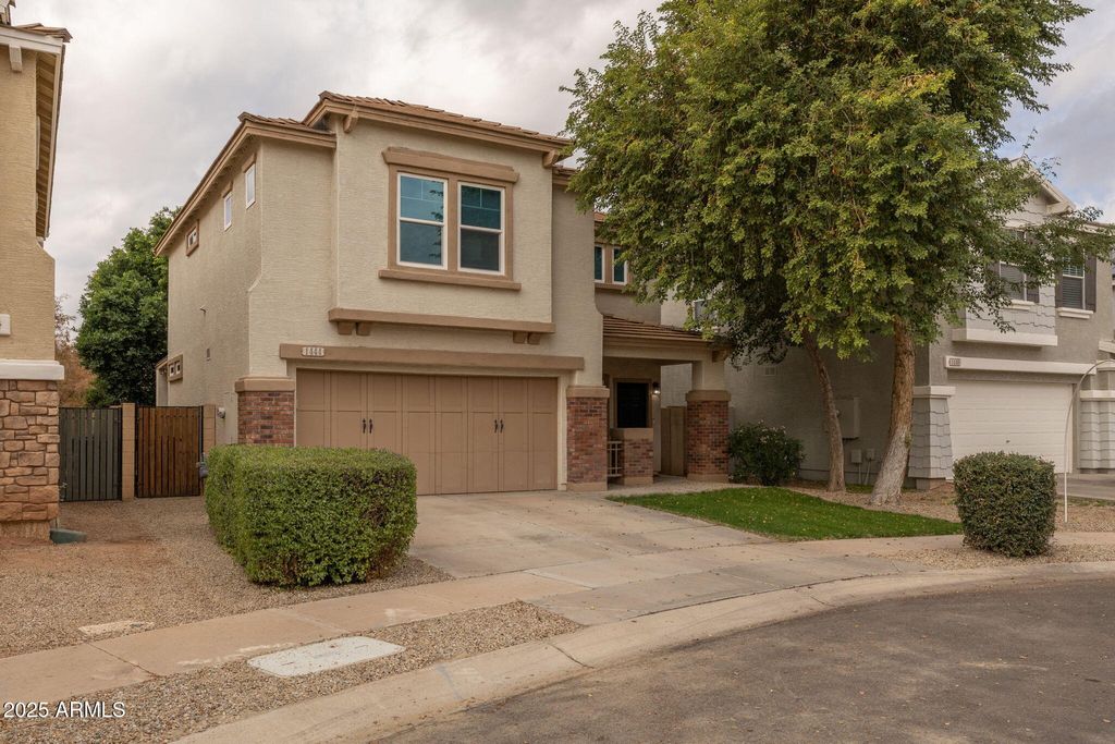Photo of 1444 S Longspur Lane, Gilbert, AZ 85296 (MLS # 6961492)