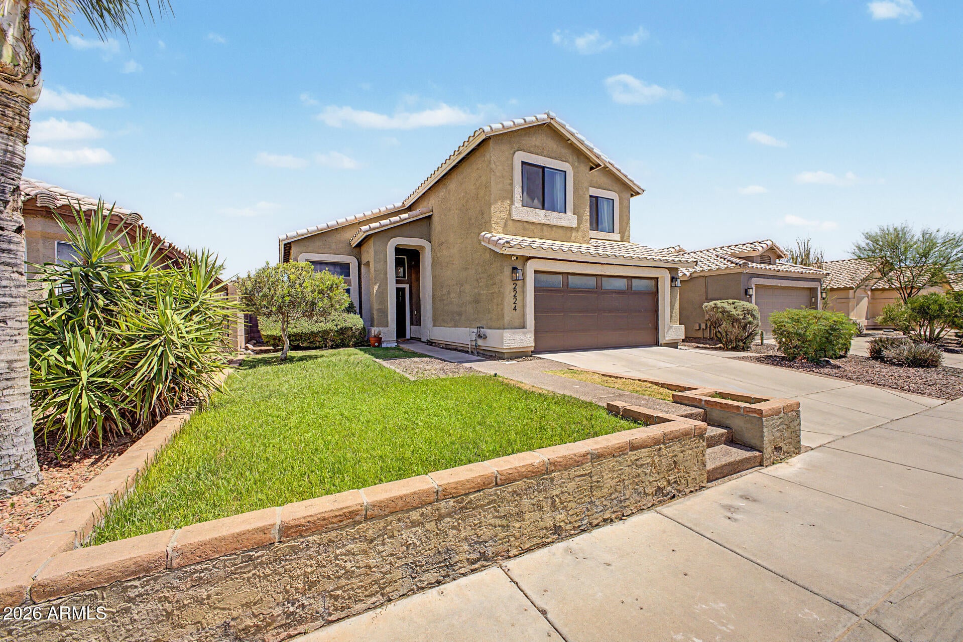 2224 E MORROW Drive