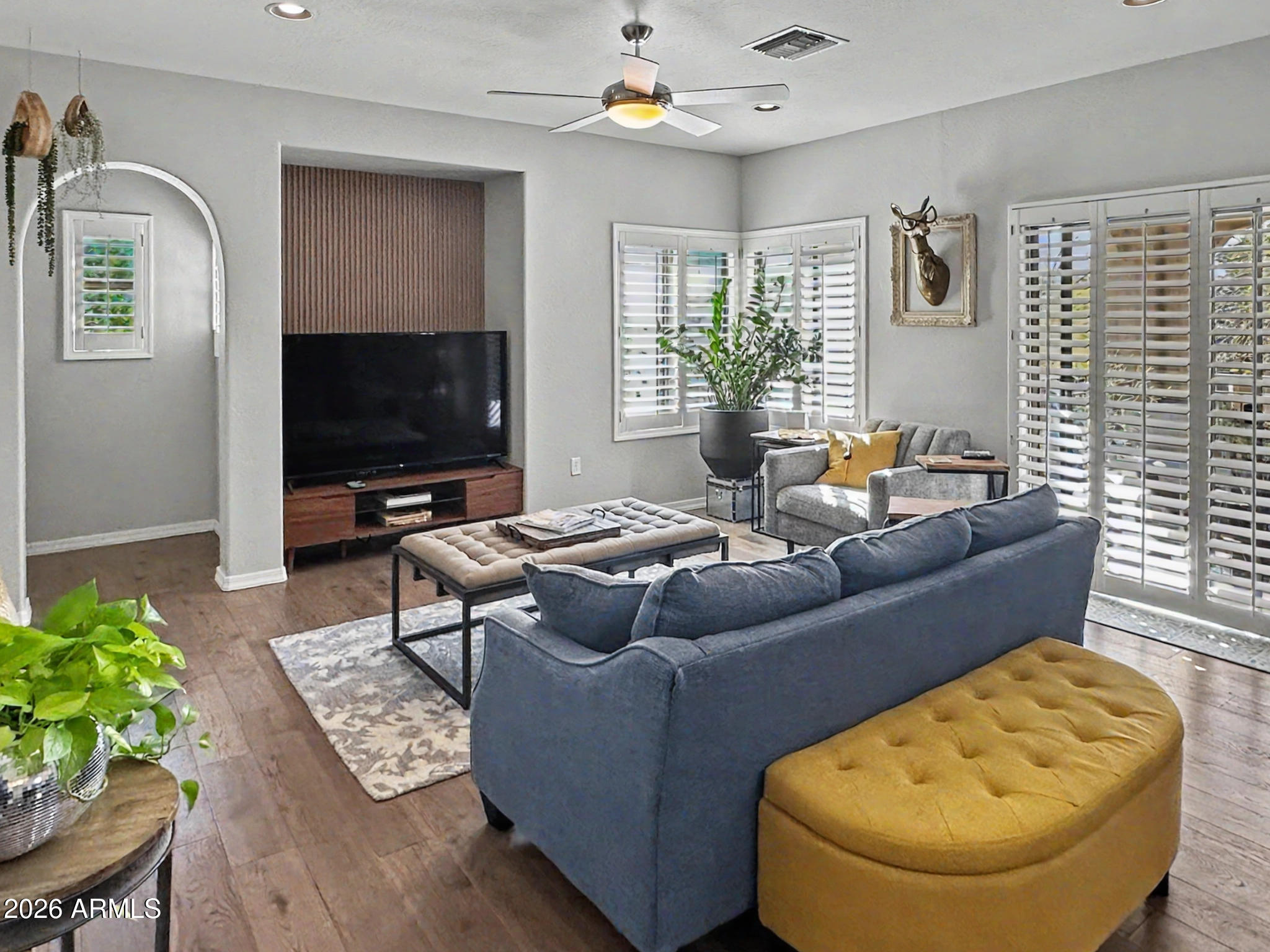 3935 E ROUGH RIDER Road 1144