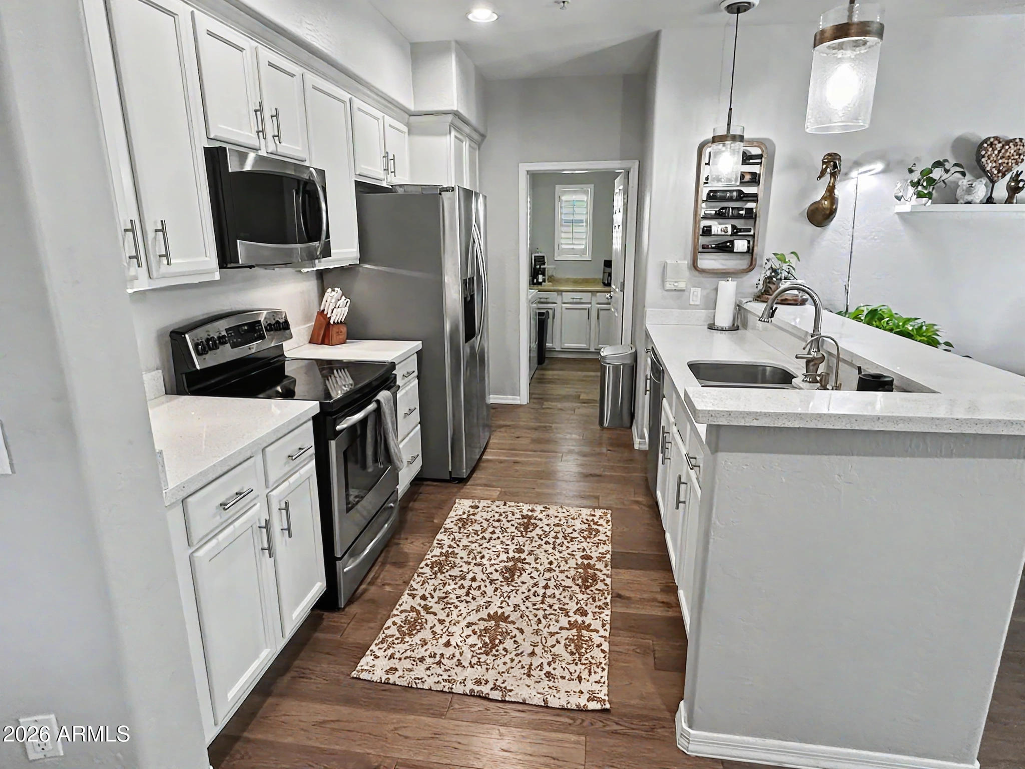 3935 E ROUGH RIDER Road 1144