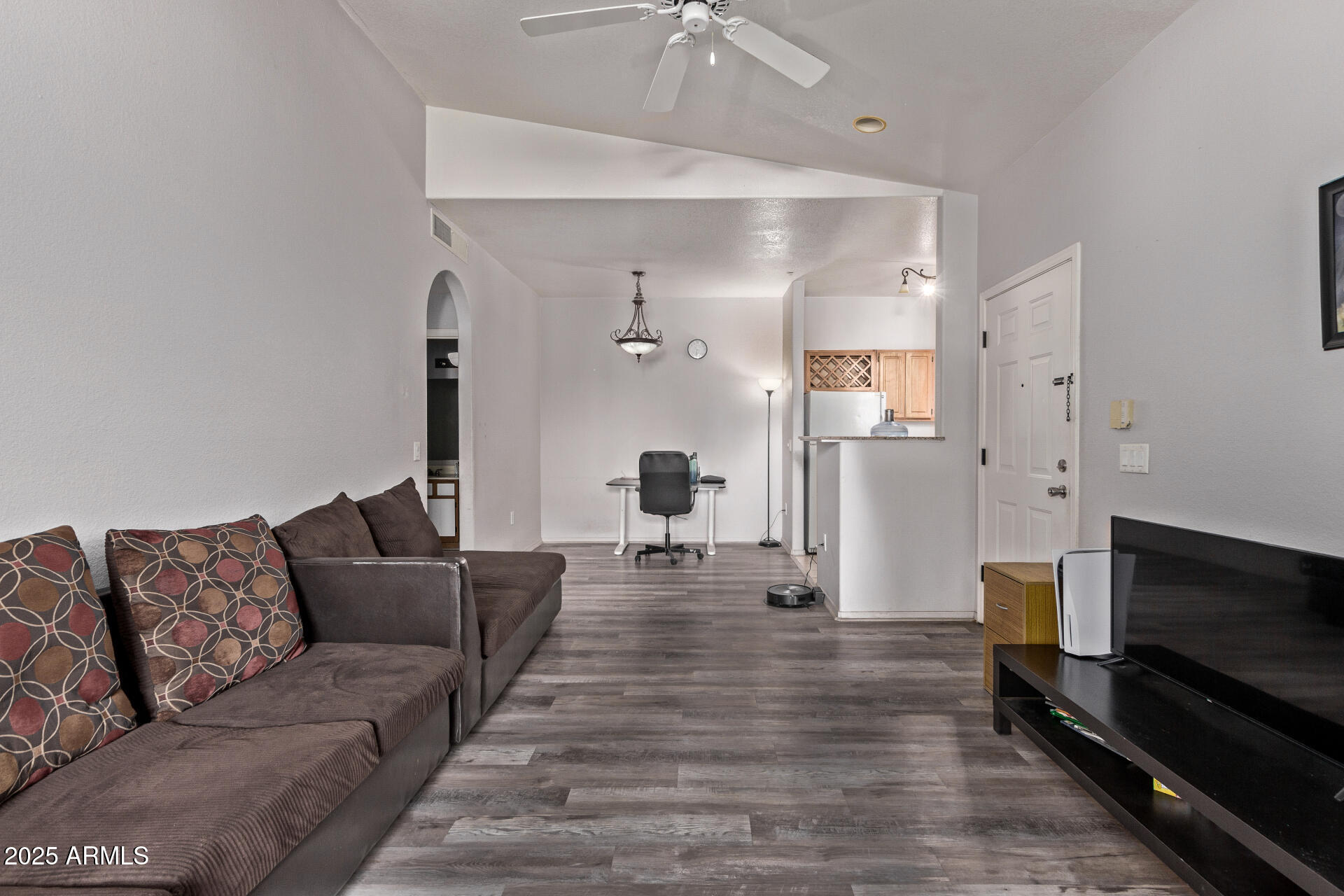 2929 W Yorkshire Drive 2074