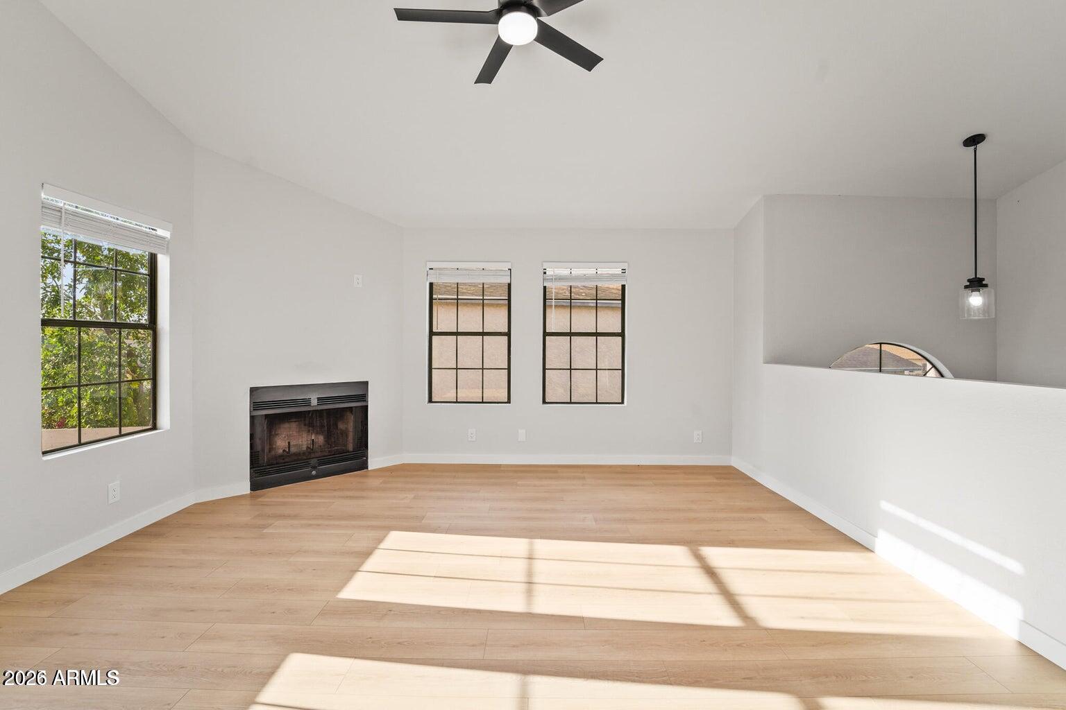 921 S VAL VISTA Drive 135