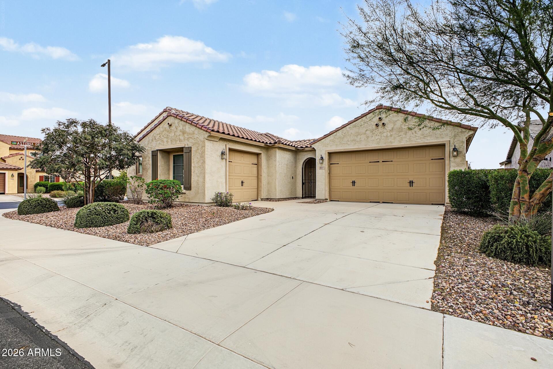 5427 W PATRIOT Way
