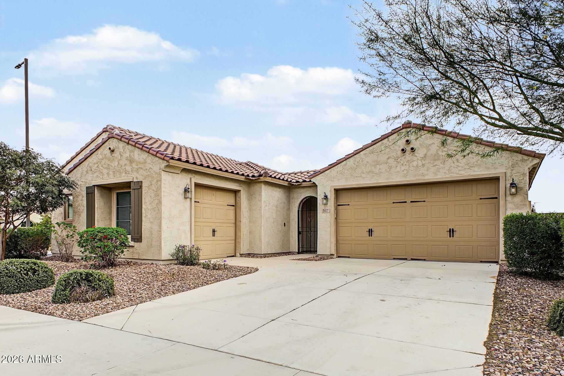 5427 W PATRIOT Way