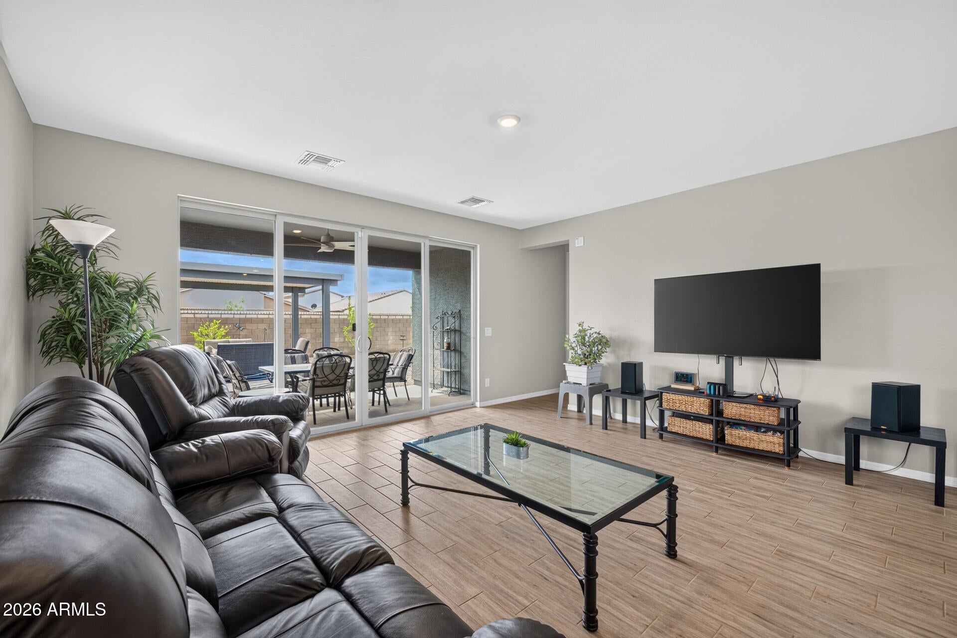 2705 E RUSTLER Road