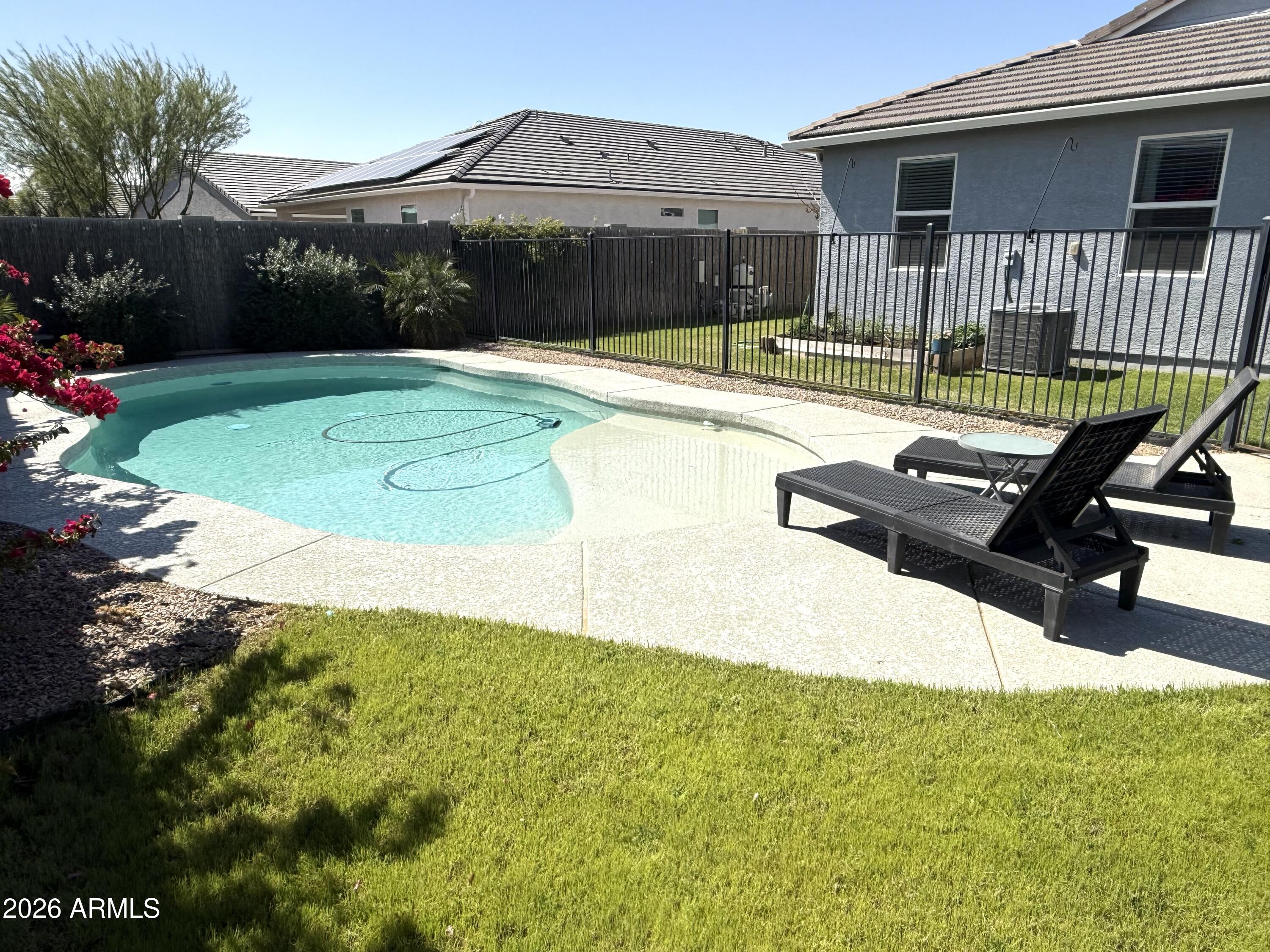 24653 N ALFALFA Drive