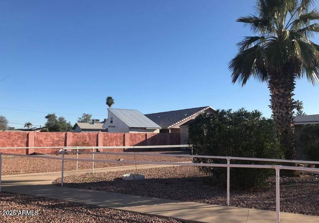 Photo of 1300 N Assisted Living On Park Avenue, Casa Grande, AZ 85122 (MLS # 6950816)