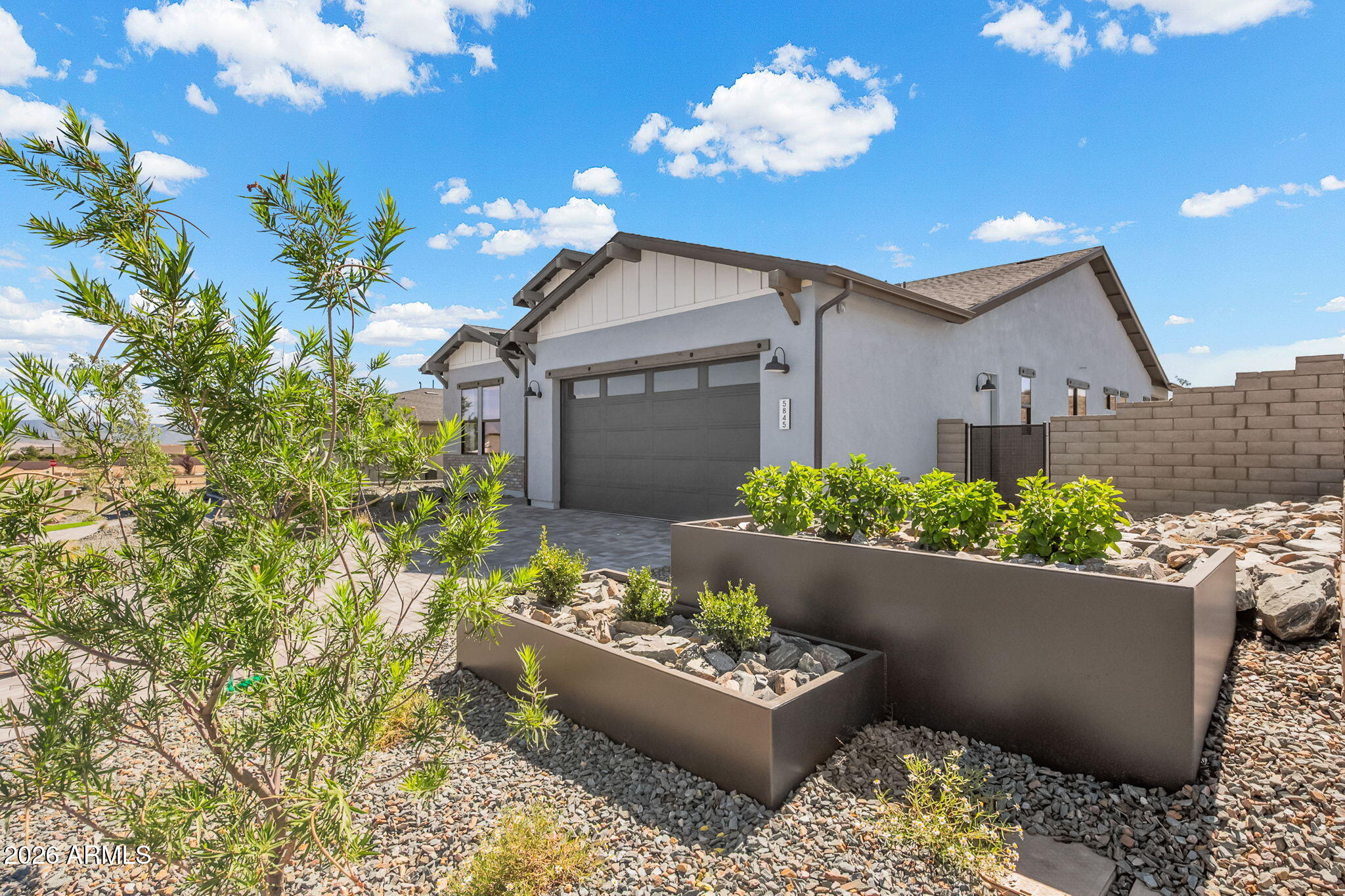 5845 E DAVIDSON Court