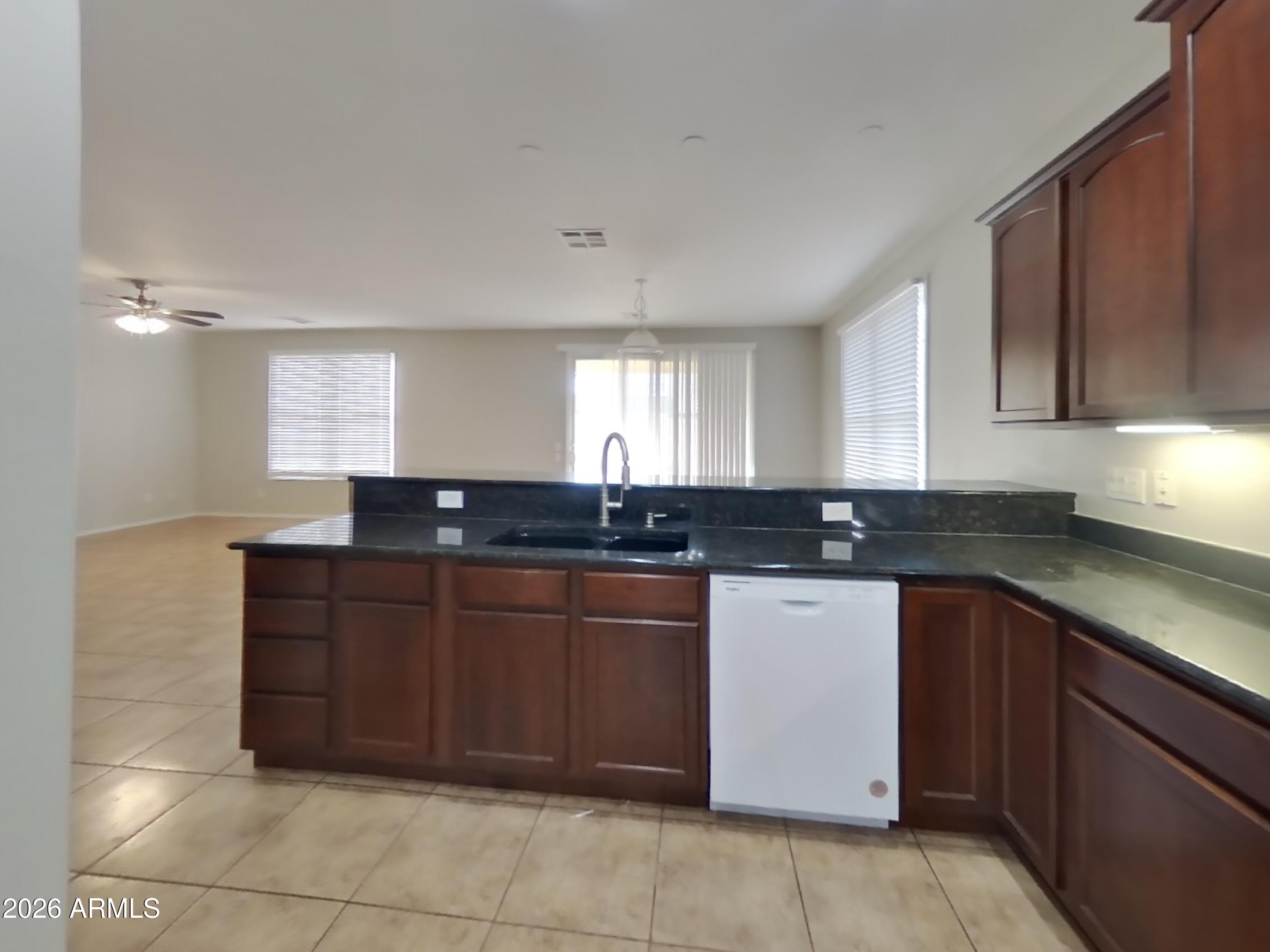 2323 E GRENADINE Road