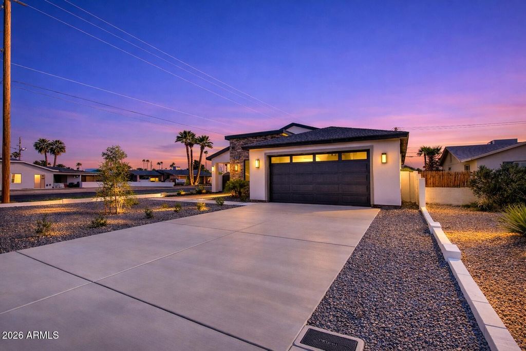 Photo of 2645 E Fairmount Avenue, Phoenix, AZ 85016 (MLS # 7000331)