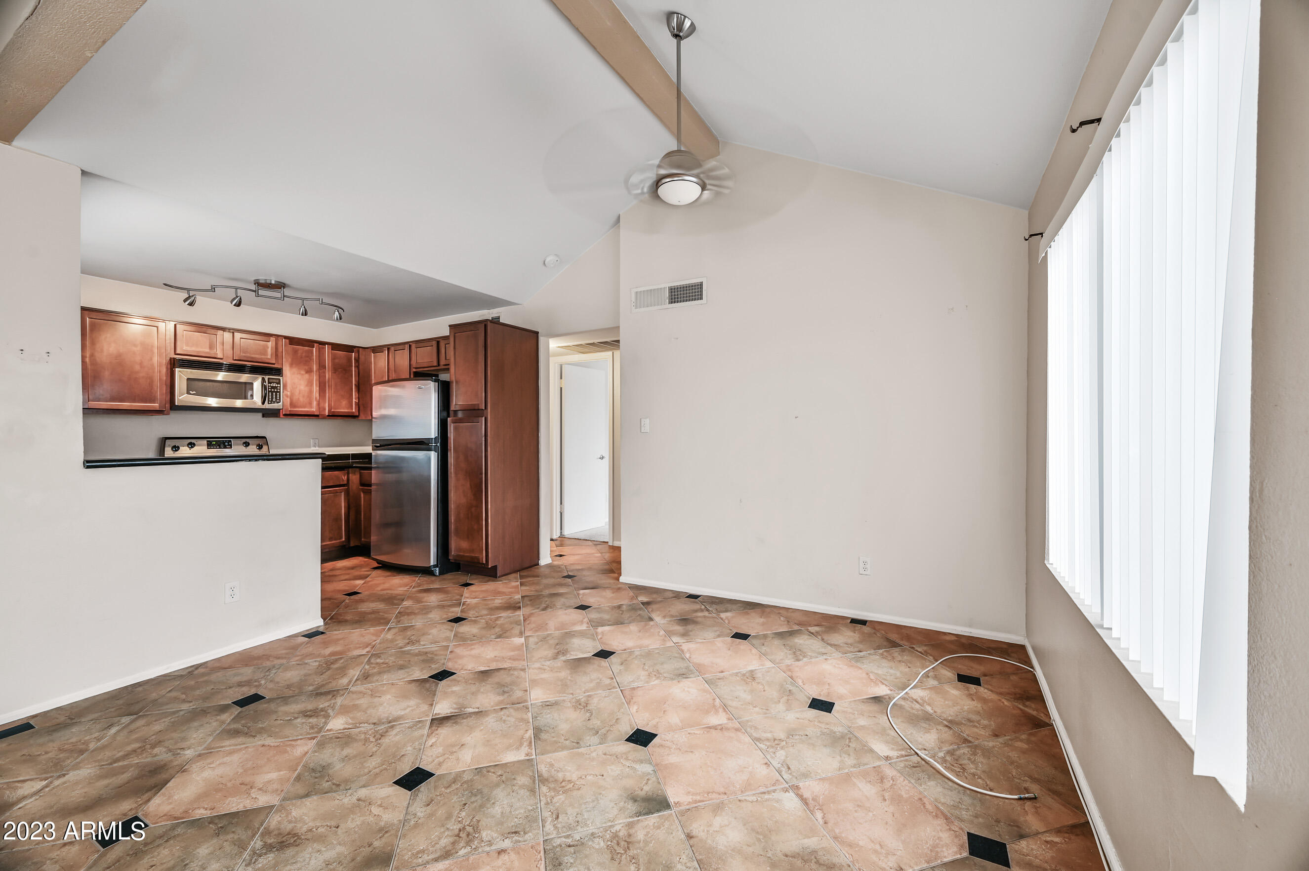 10055 E Mountain View Lake Drive 2049