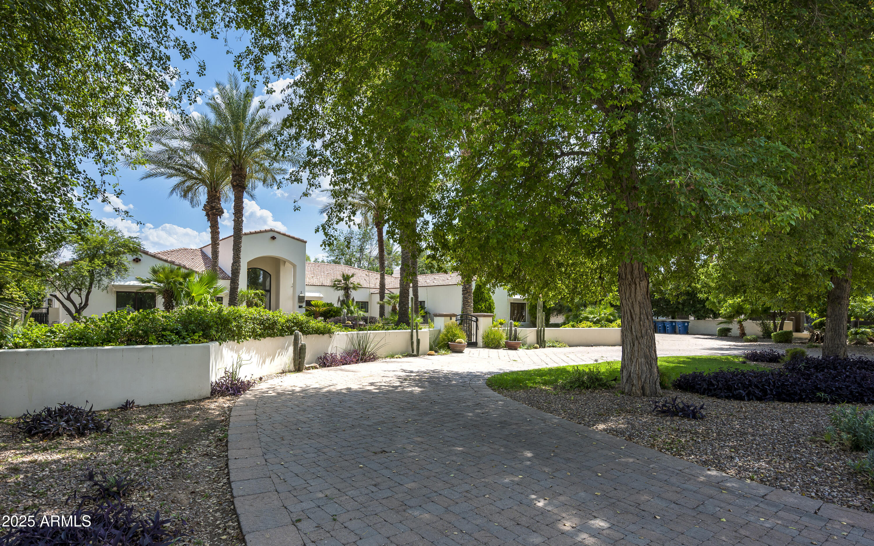 7475 E JACKRABBIT Road