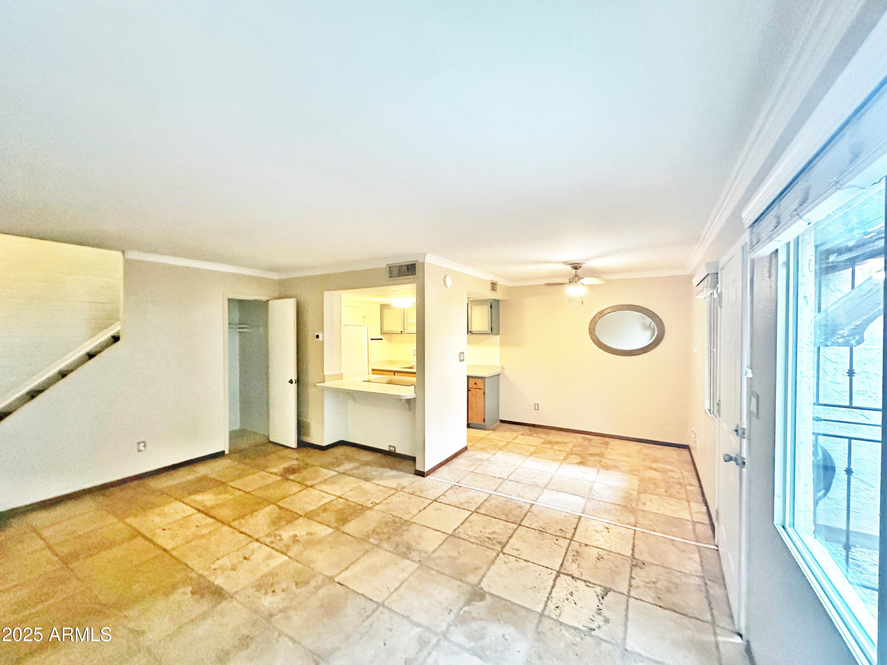 8151 E GLENROSA Avenue