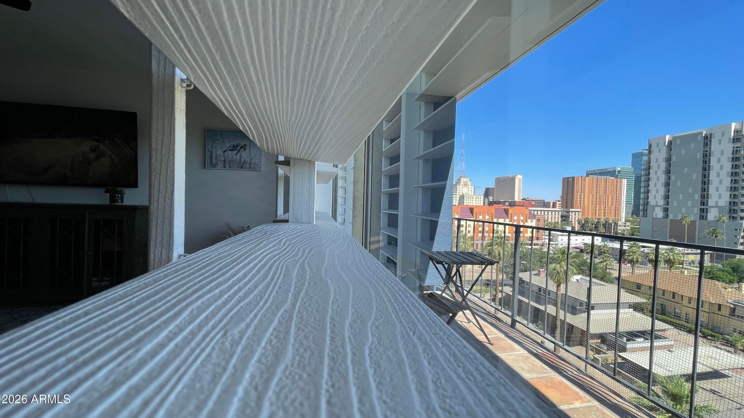805 N 4TH Avenue N 804