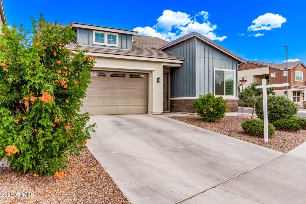 Photo of 3031 S Valerie Drive, Chandler, AZ 85286 (MLS # 6914966)