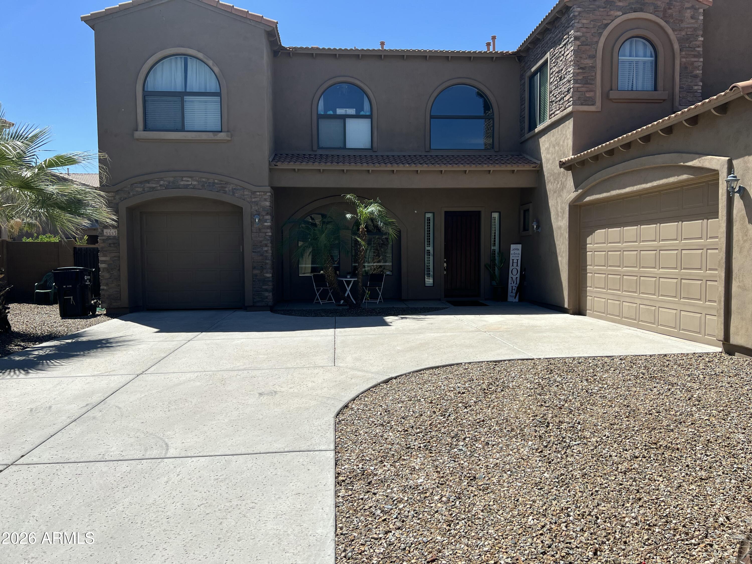3333 E POWELL Place