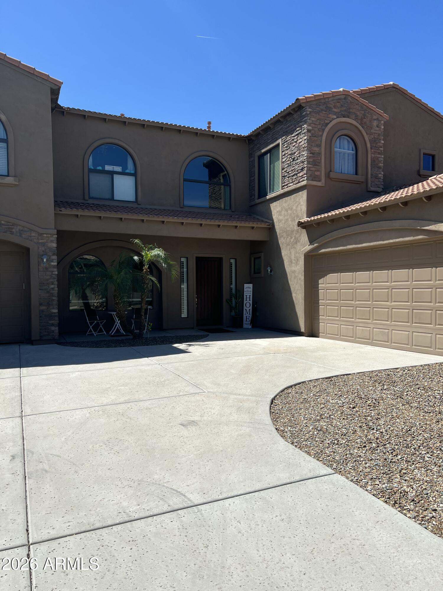 3333 E POWELL Place