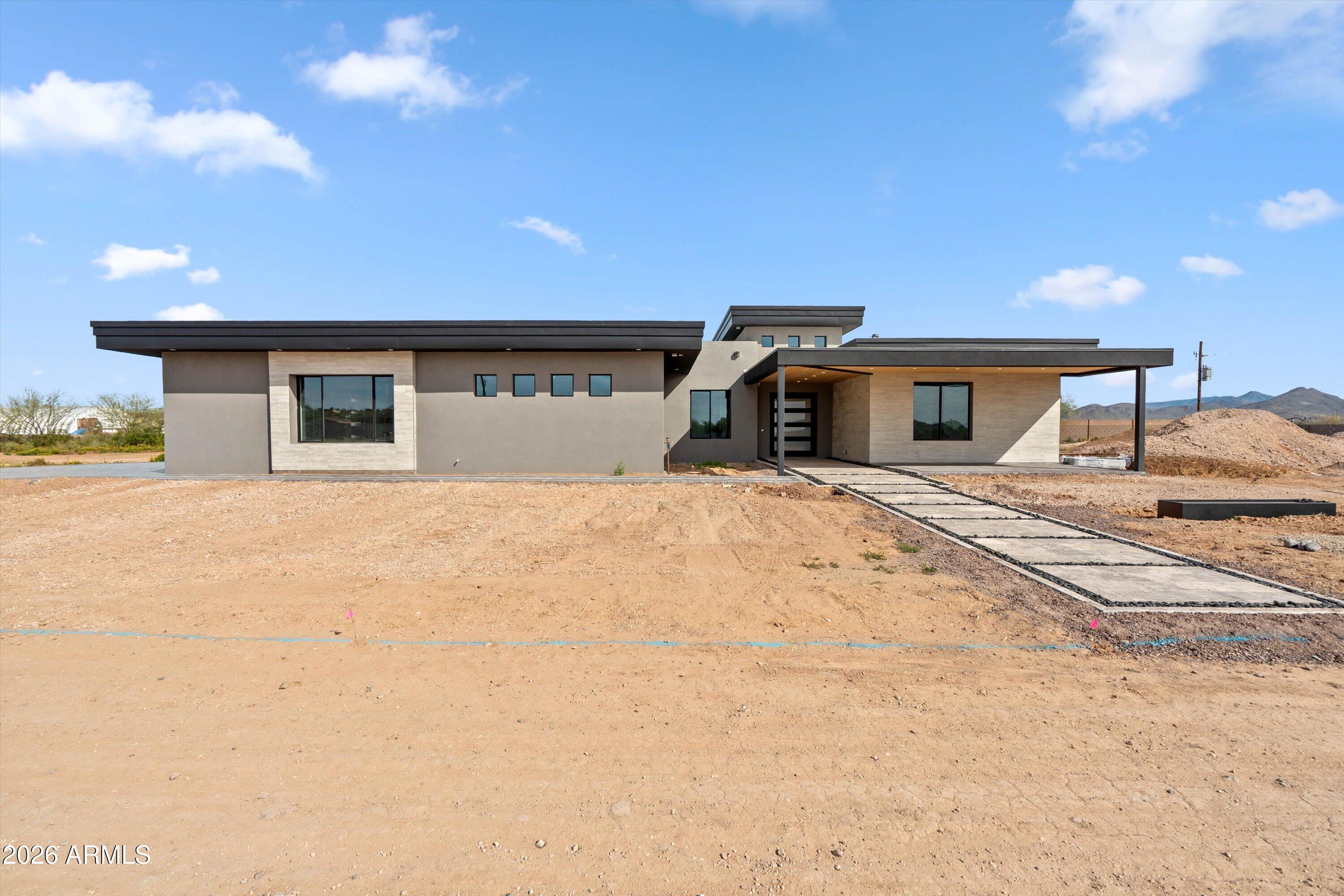 1320 E Sagebrush Drive