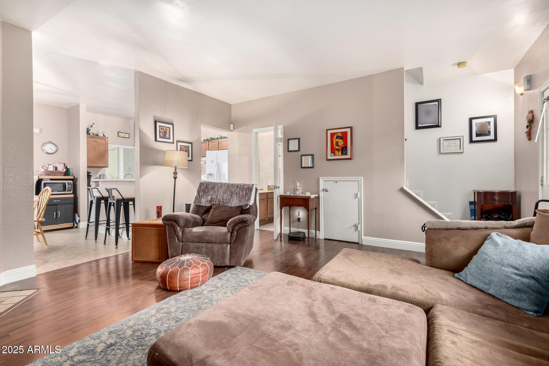 1600 N SABA Street 106