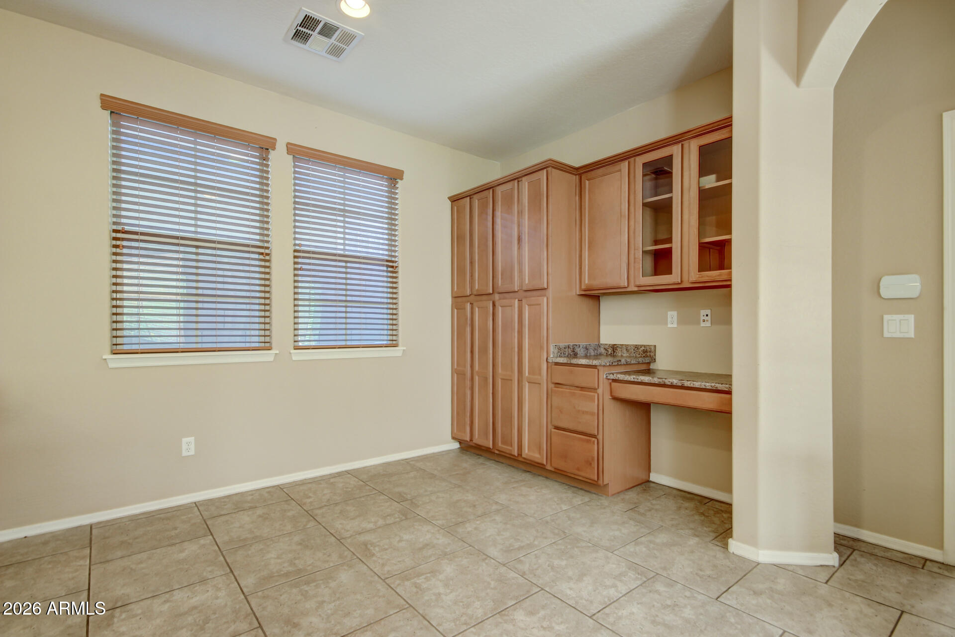 21158 W SYCAMORE Drive