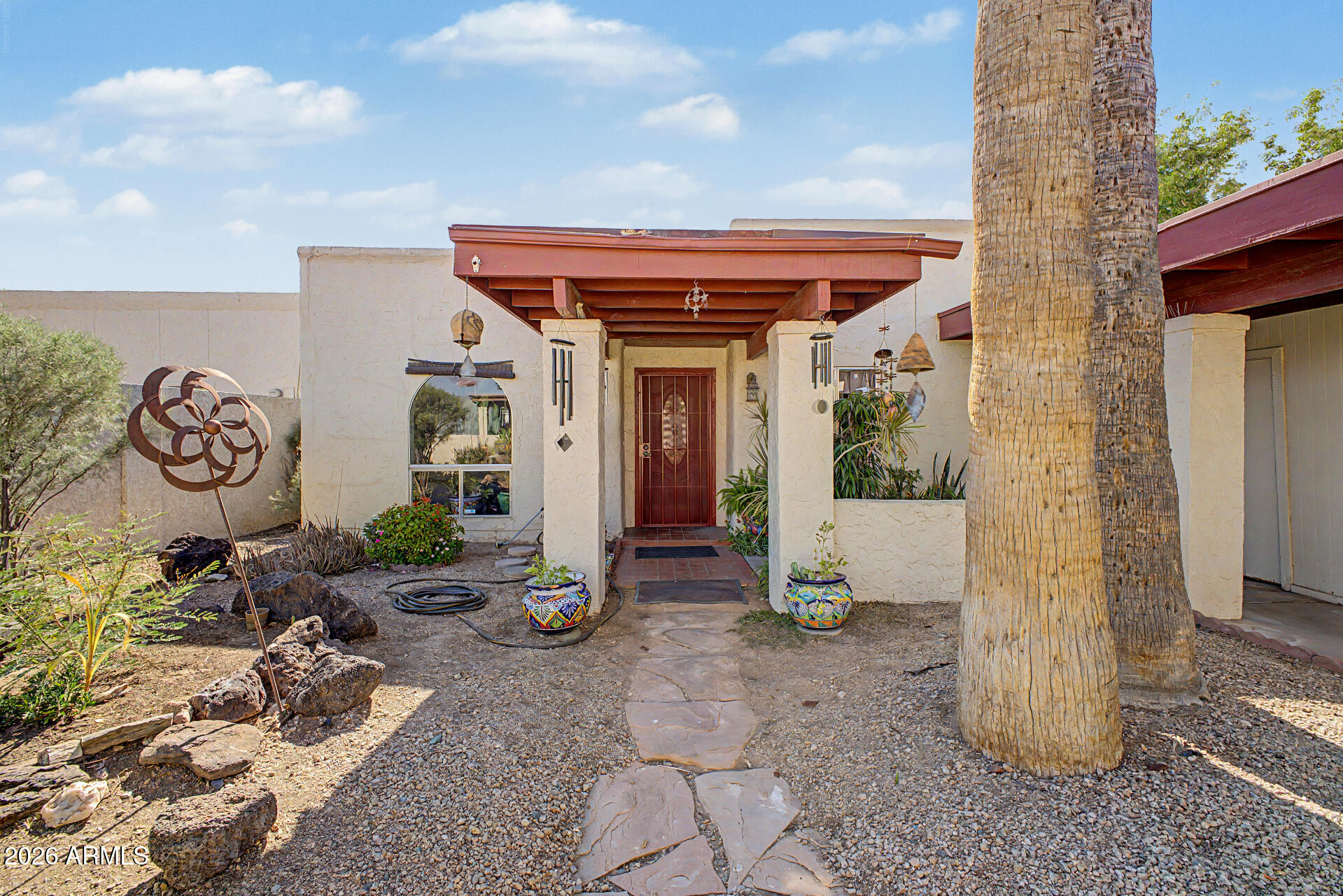 3212 W SAHUARO Drive
