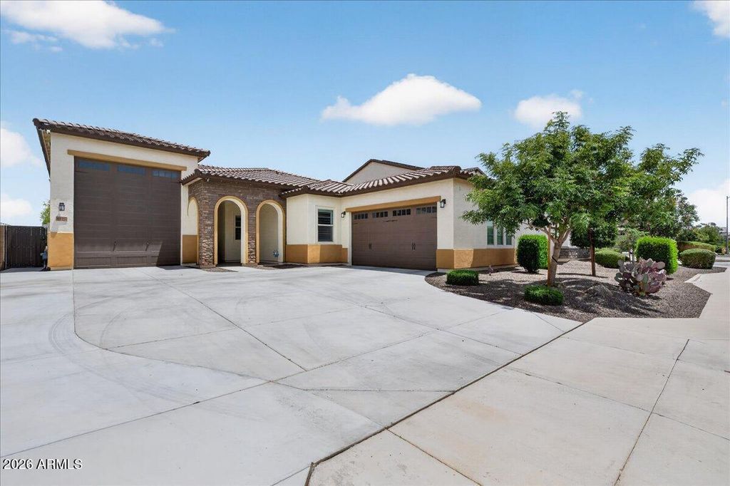 Photo of 8401 N 172nd Lane, Waddell, AZ 85355 (MLS # 7030541)