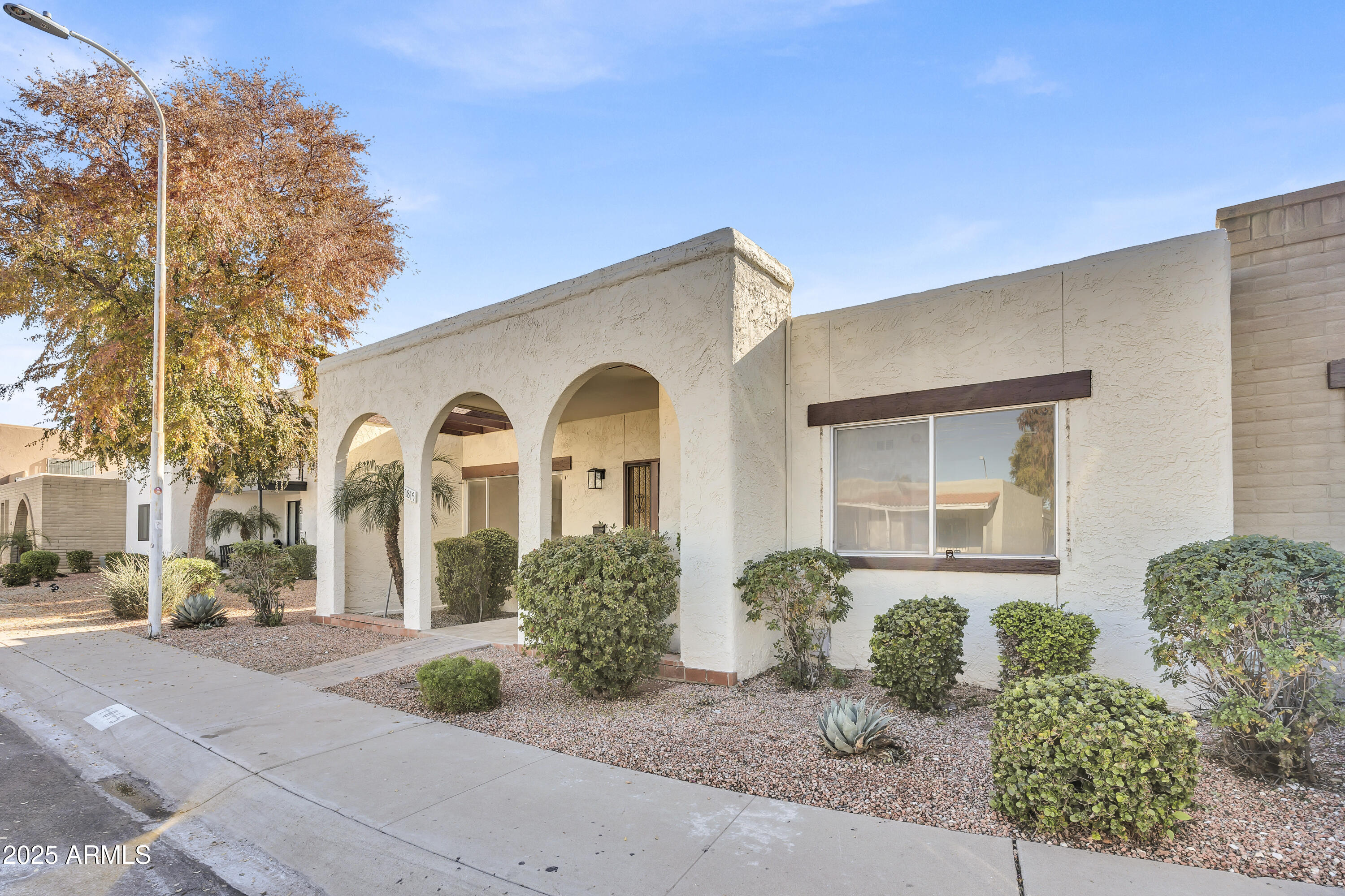 Home Search 1815 W CITRUS Way