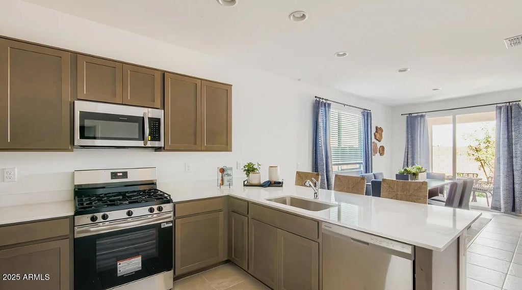 Photo of 9744 W Mitchell Drive, Phoenix, AZ 85037 (MLS # 7093811)