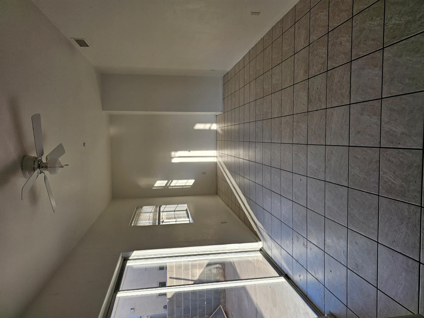 1026 W Libra Drive