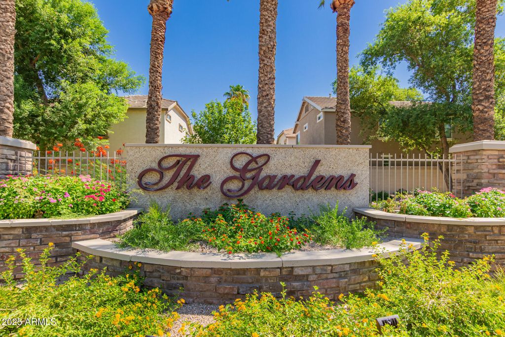 Photo of 1296 S Sabino Drive, Gilbert, AZ 85296 (MLS # 6924650)