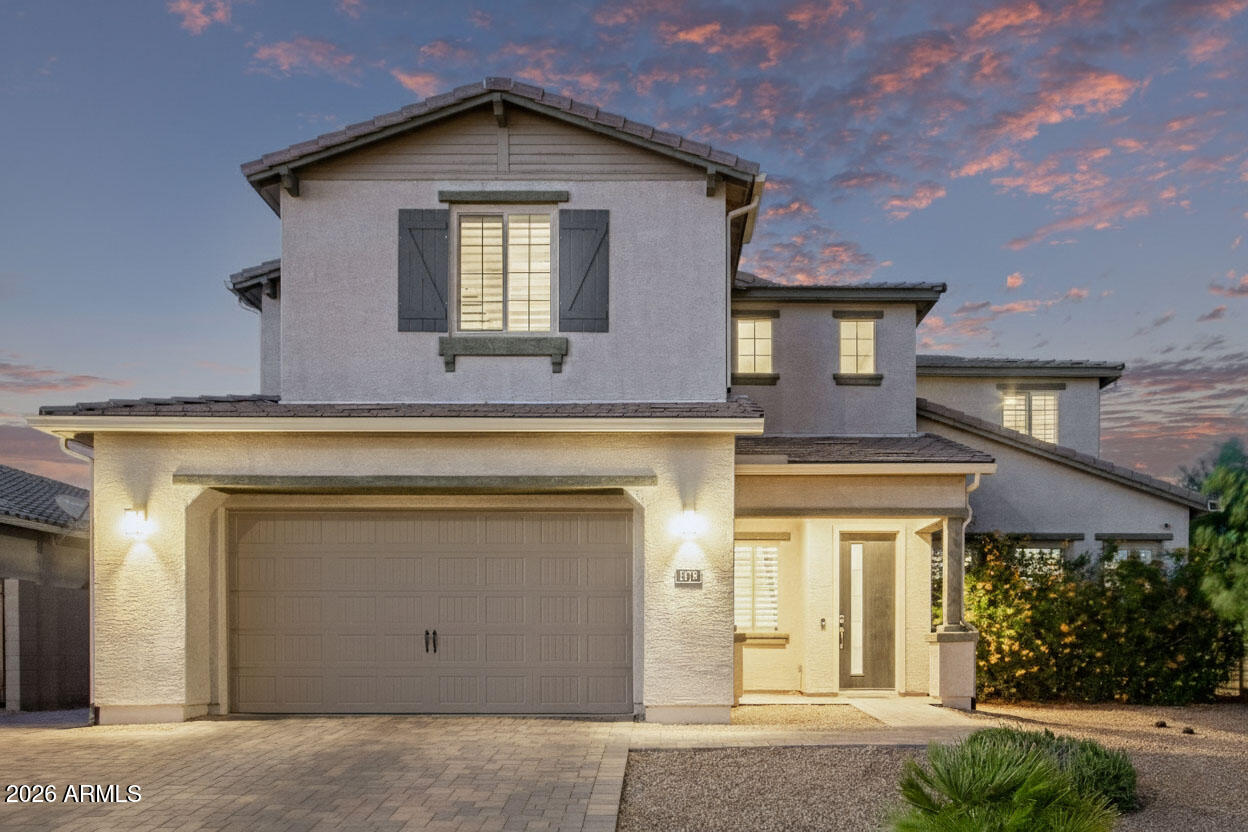 1076 E KENSINGTON Road