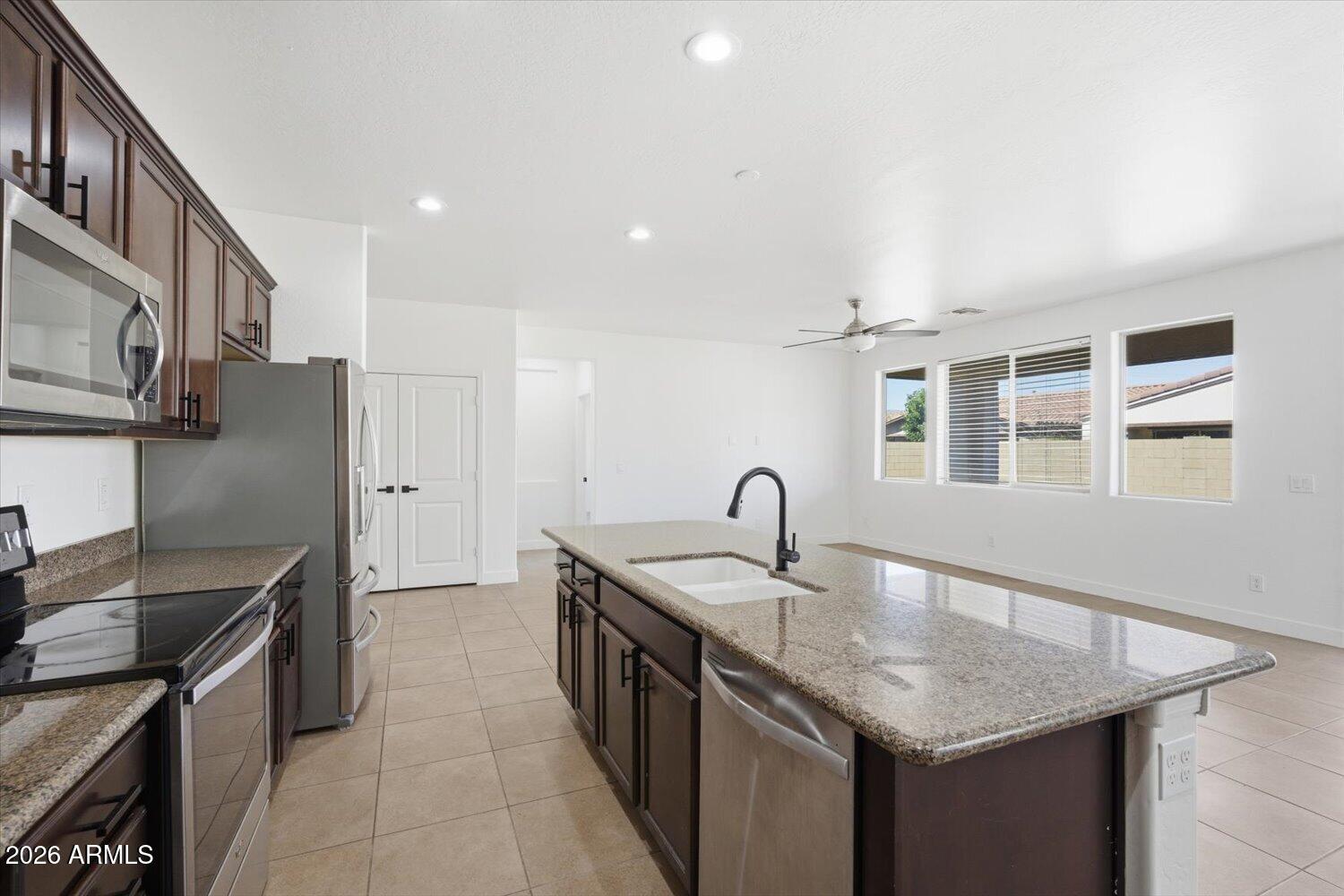 22462 E CAMINA PLATA Avenue