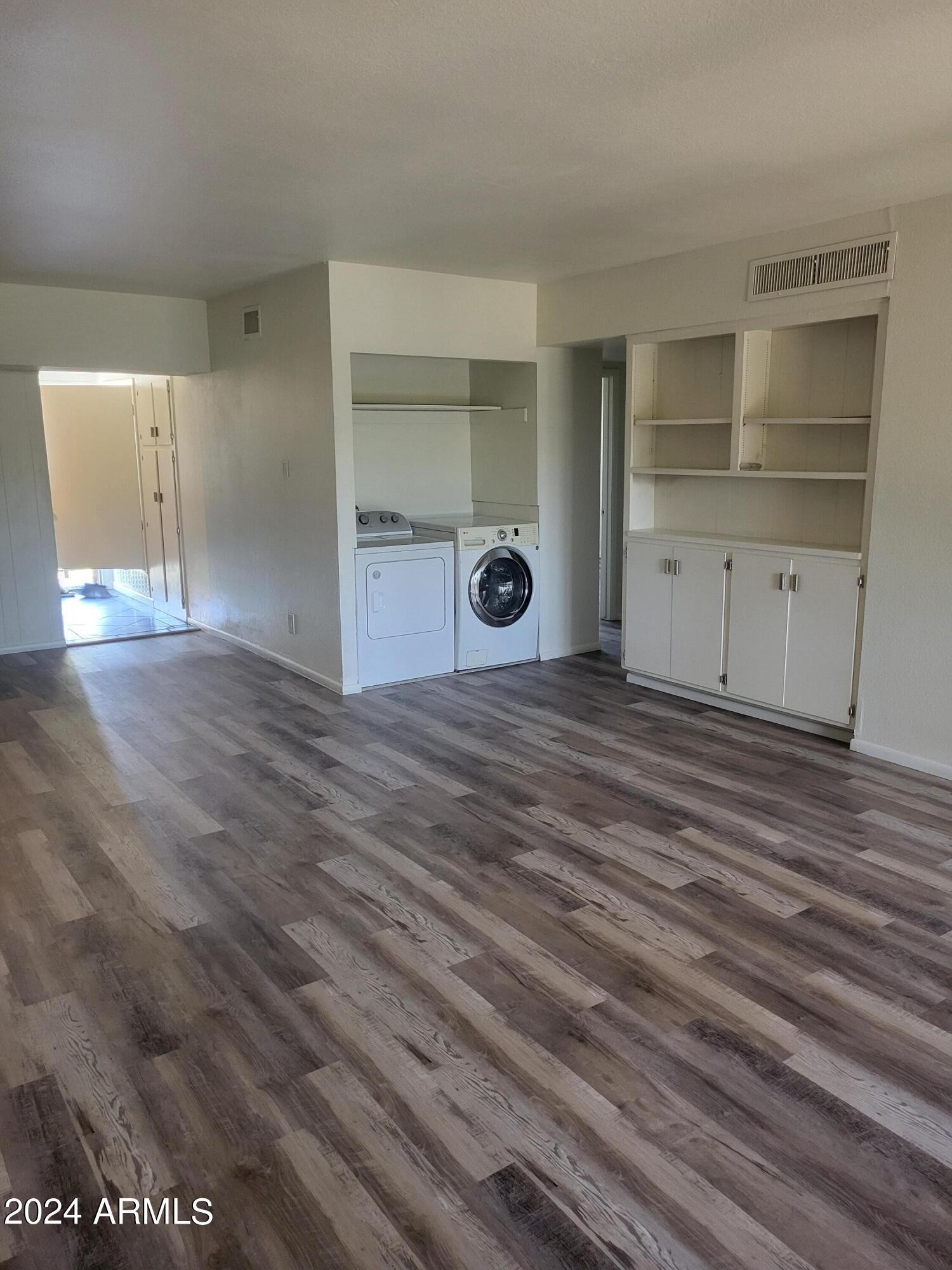 6501 N 17th Avenue Apt 205