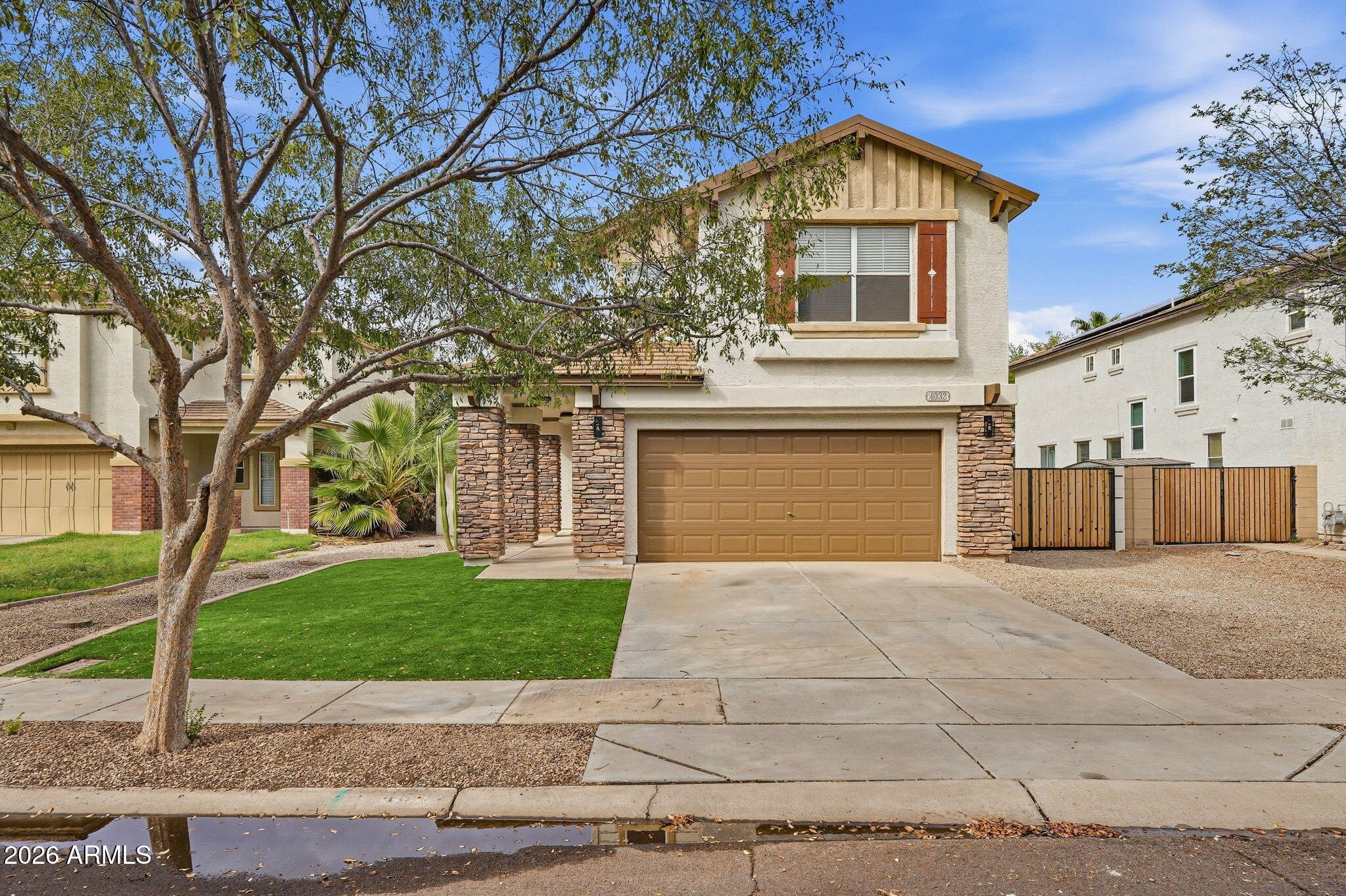 4032 E GAIL Court