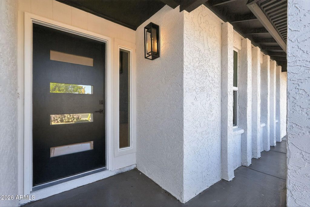 Photo of 9 E Surrey Avenue, Phoenix, AZ 85022 (MLS # 6997962)