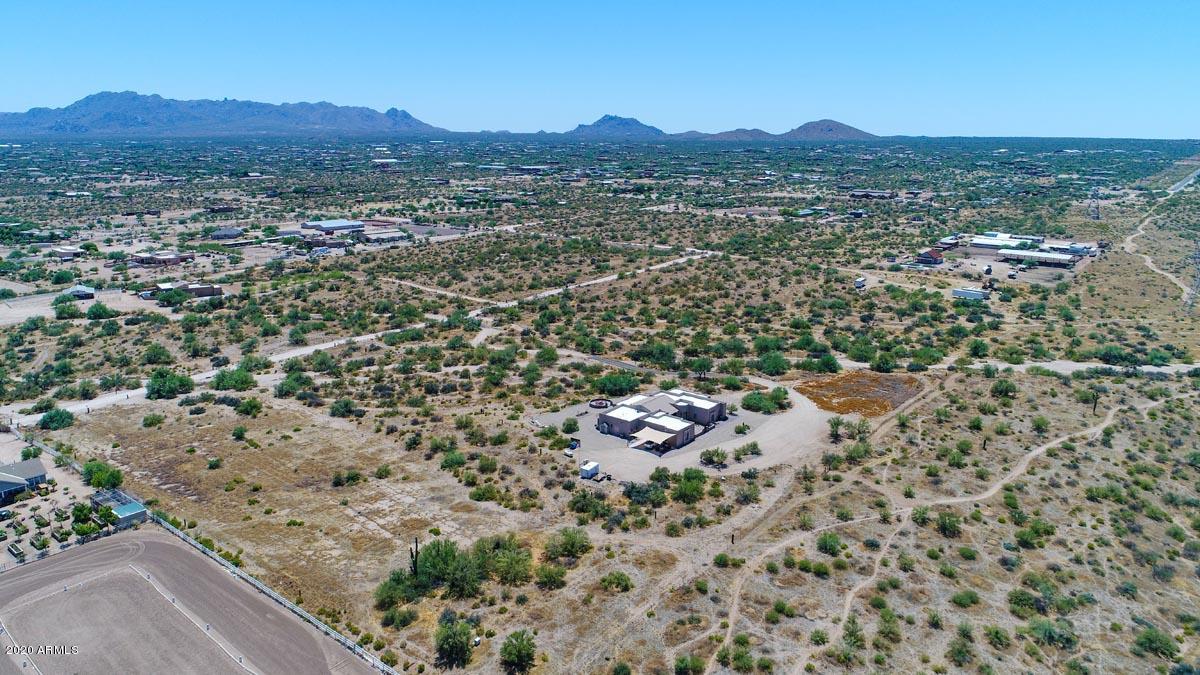 149XX E Chaparosa Way -