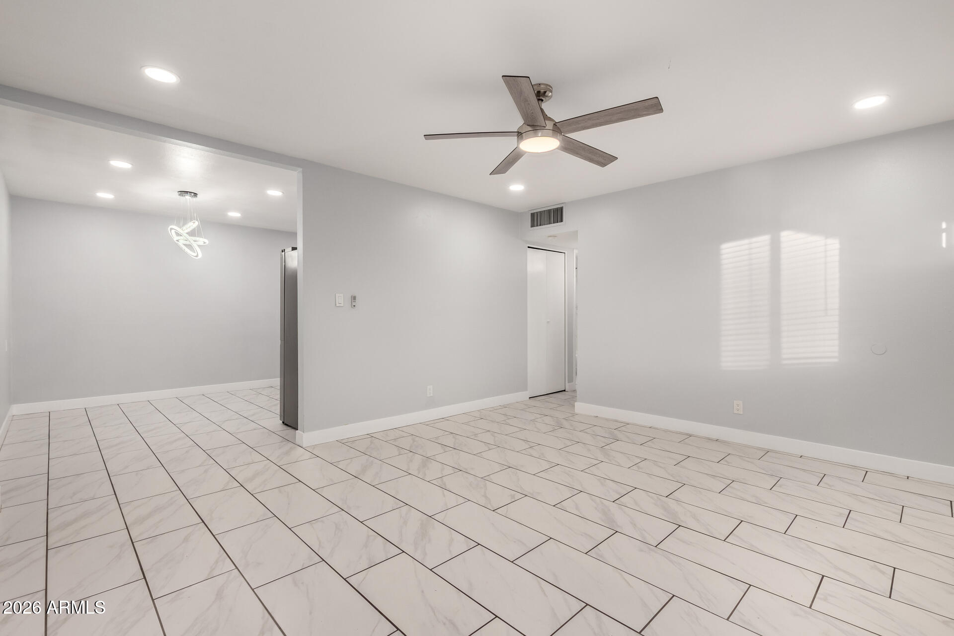 4938 W MCLELLAN Road