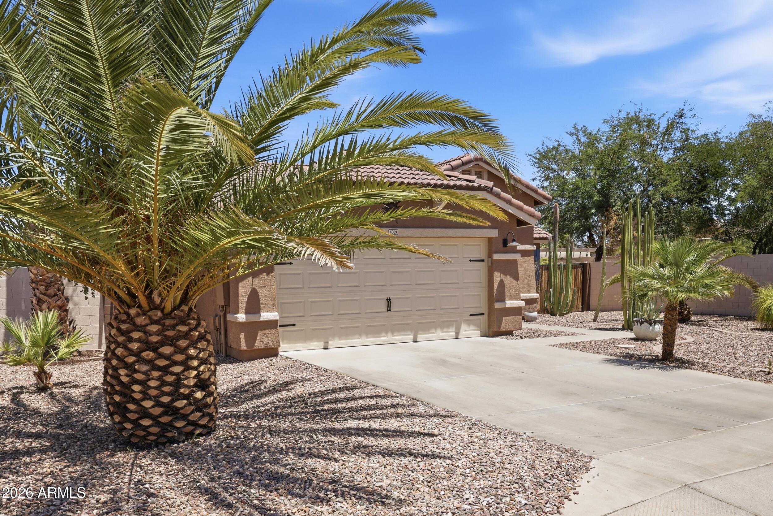 6009 N ALMANZA Lane